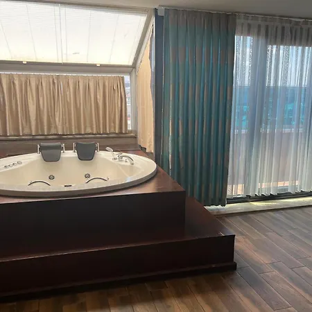 阿宫殿套房公寓式酒店 3* 伊斯坦布尔