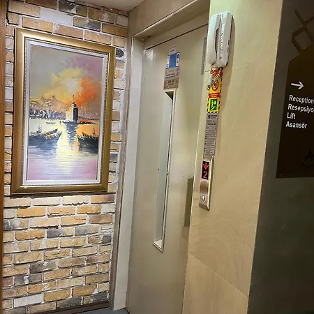No 139 Ξενοδοχείο με διαμερίσματα 3*